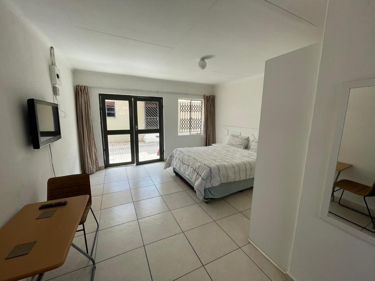 La Fiance Village Polokwane Esterno foto
